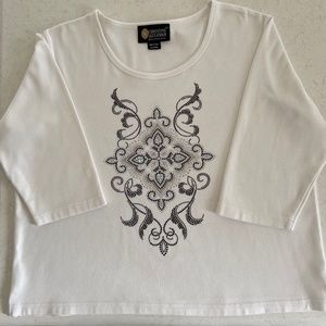 Christine Alexander Swarovski Crystals Top. White, size XL.